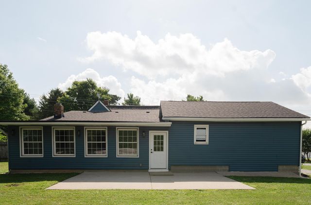 2421 N County Line Road, Sunbury, OH 43074