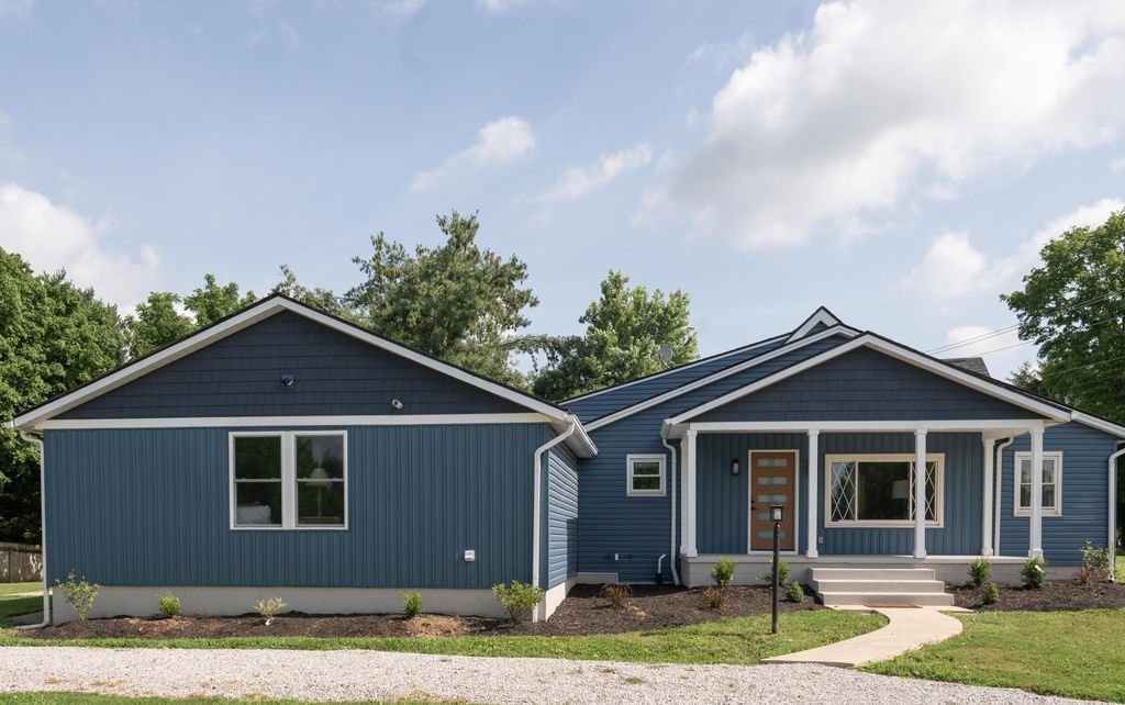2421 N County Line Road, Sunbury, OH 43074