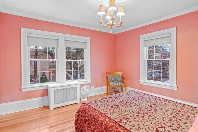 25-01 23rd Avenue, New York City, NY 11105