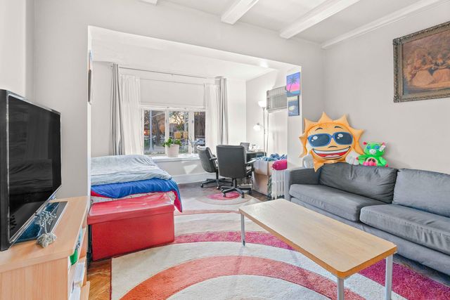 25-01 23rd Avenue, New York City, NY 11105