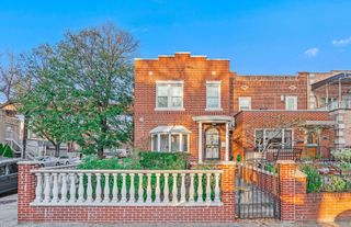 25-01 23rd Avenue, New York City, NY 11105