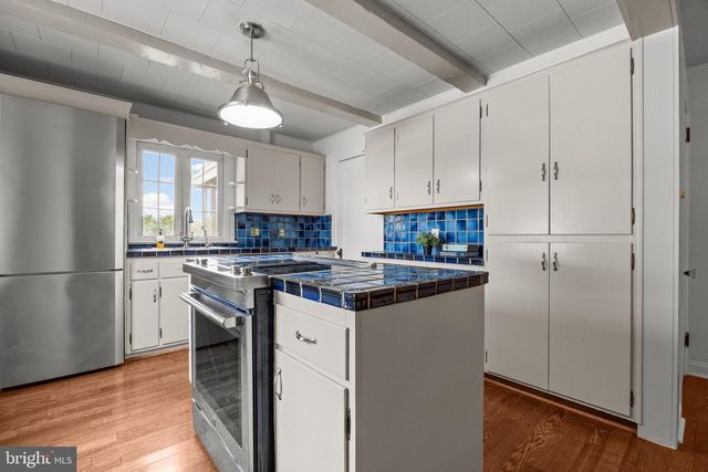 182 W UPPER FERRY, Ewing, NJ 08628