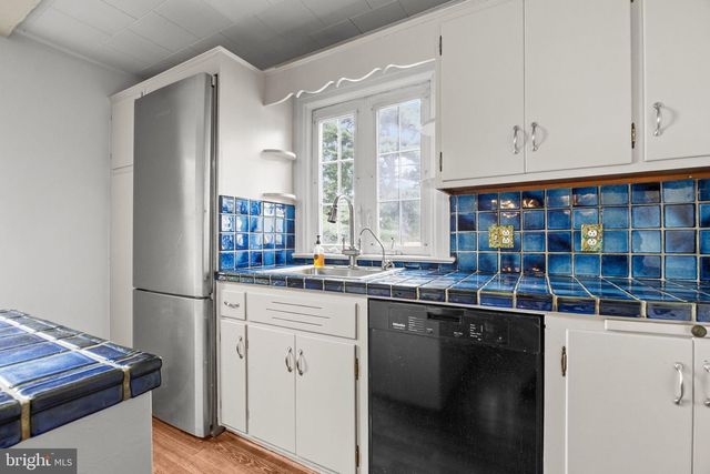 182 W UPPER FERRY, Ewing, NJ 08628