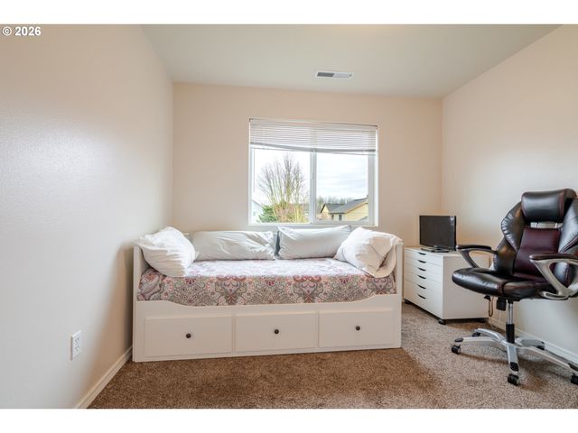 4129 Winners Circle Se, Albany, OR 97322