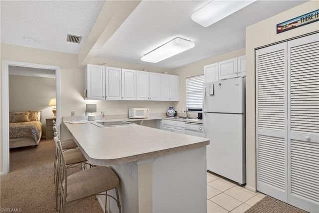 5117 Sea Bell RD D-202, Sanibel, FL 33957