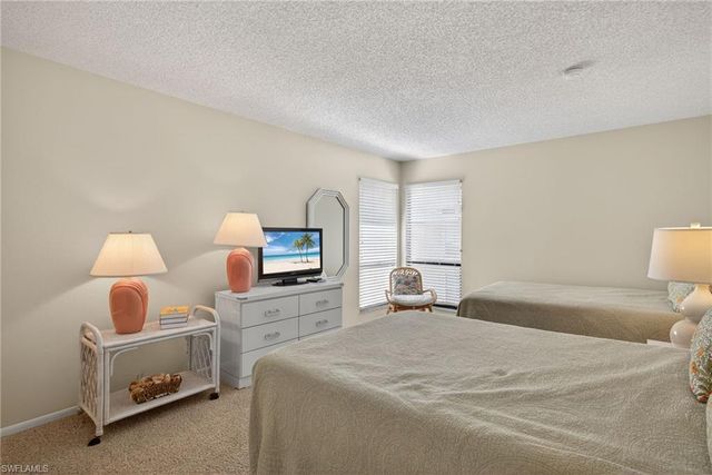 5117 Sea Bell RD D-202, Sanibel, FL 33957