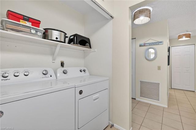 5117 Sea Bell RD D-202, Sanibel, FL 33957