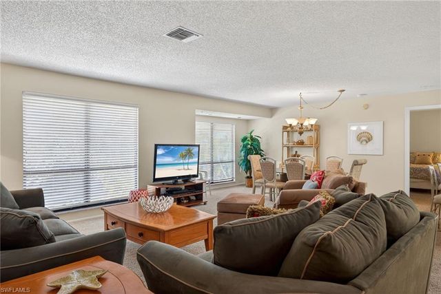 5117 Sea Bell RD D-202, Sanibel, FL 33957