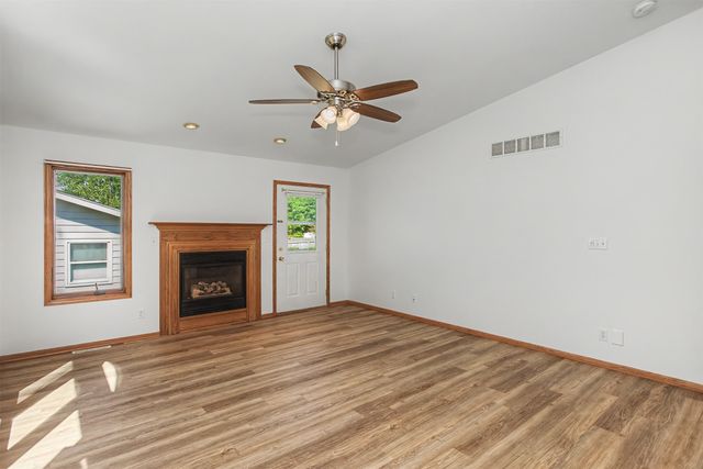 3201 Polaris Drive, Ames, IA 50010