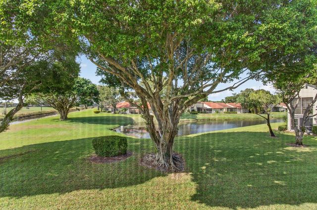 5771 Fairway Park Court 205, Boynton Beach, FL 33437