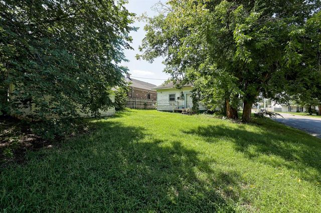1323 W Park Place, Oklahoma City, OK 73106