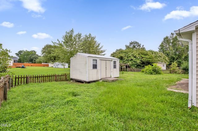 632 Waterford Drive, Clayton, NC 27520