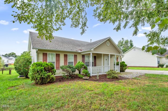 632 Waterford Drive, Clayton, NC 27520