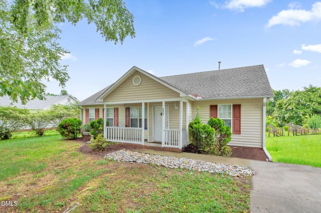 632 Waterford Drive, Clayton, NC 27520