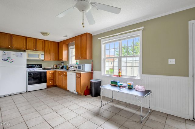 632 Waterford Drive, Clayton, NC 27520