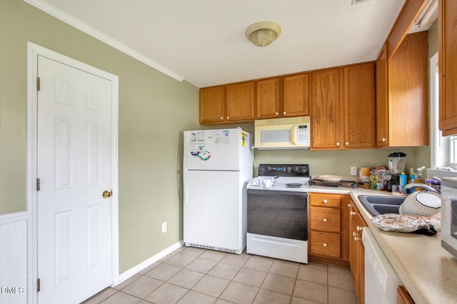 632 Waterford Drive, Clayton, NC 27520