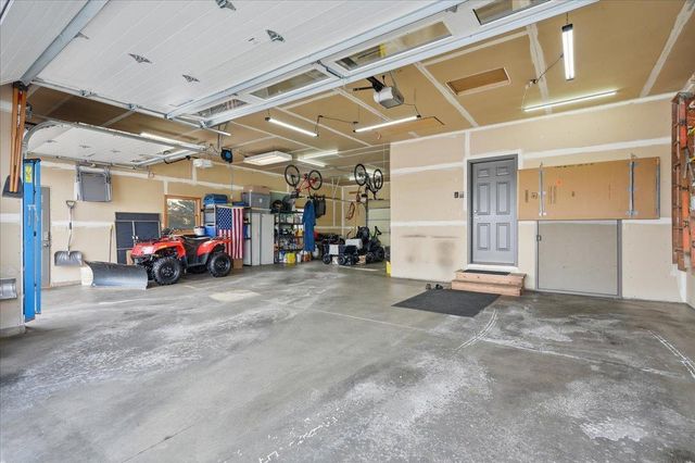 1654 Waters Edge Drive, New Richmond, WI 54017