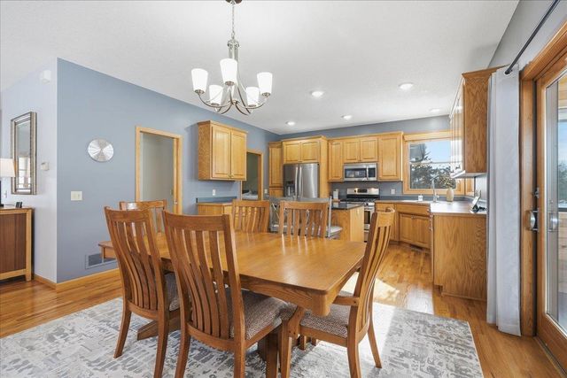 1654 Waters Edge Drive, New Richmond, WI 54017