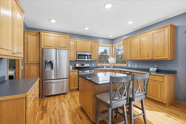 1654 Waters Edge Drive, New Richmond, WI 54017