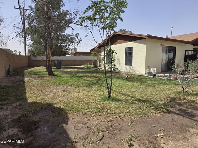 7729 BROADWAY Drive, El Paso, TX 79915