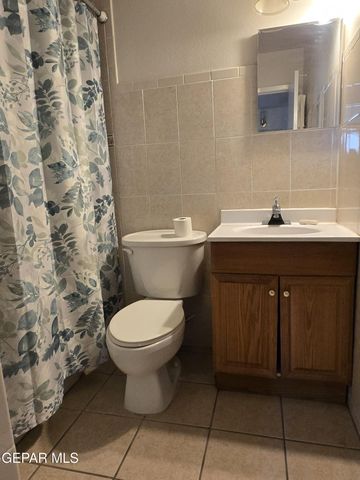 7729 BROADWAY Drive, El Paso, TX 79915