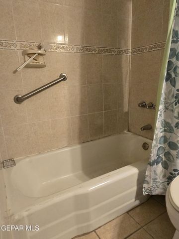 7729 BROADWAY Drive, El Paso, TX 79915