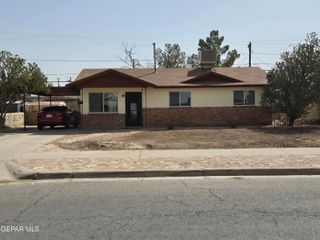 7729 BROADWAY Drive, El Paso, TX 79915