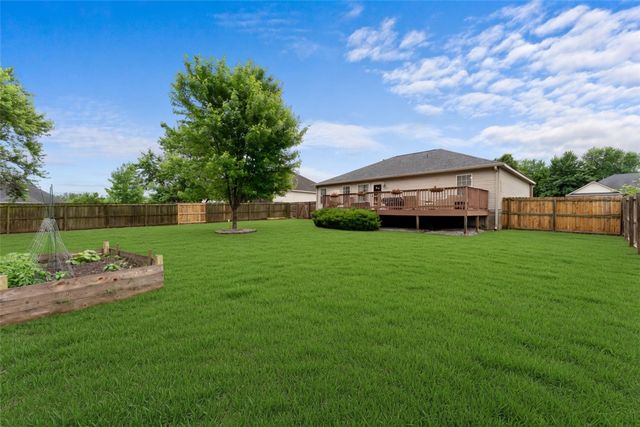 714 Woodland Street, Centerton, AR 72719