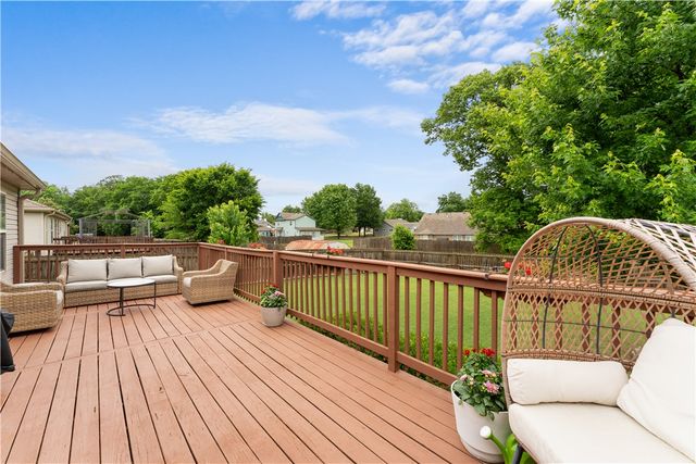 714 Woodland Street, Centerton, AR 72719