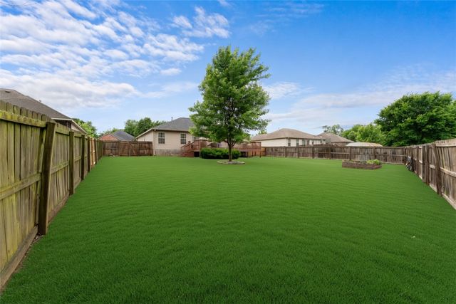 714 Woodland Street, Centerton, AR 72719