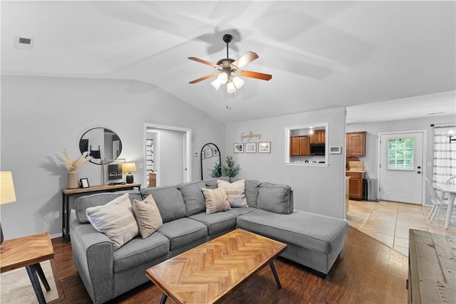 714 Woodland Street, Centerton, AR 72719