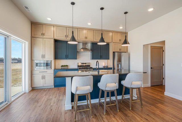 385 N WILSON STREET, Kimberly, WI 54136