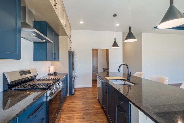 385 N WILSON STREET, Kimberly, WI 54136