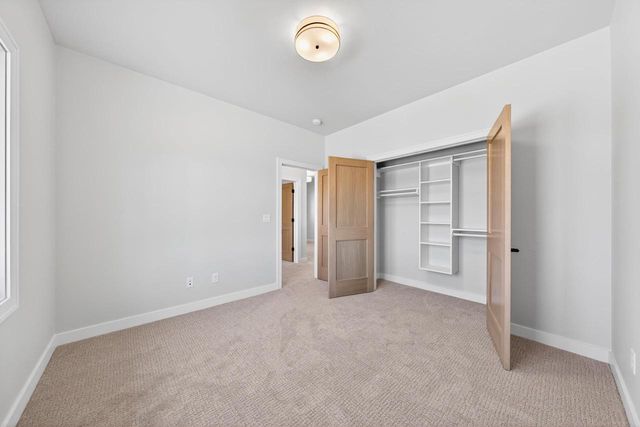 385 N WILSON STREET, Kimberly, WI 54136