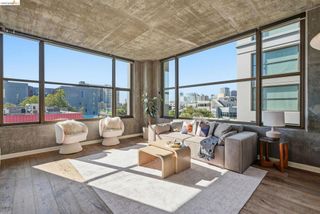 311 2nd St 516, Oakland, CA 94607