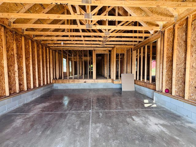 152 Double Tree, Mt Sterling, KY 40353