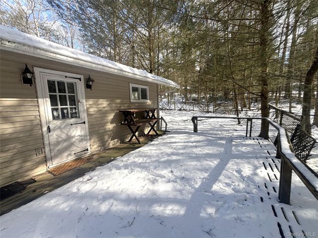 76 Park Lane, Yulan, NY 12792