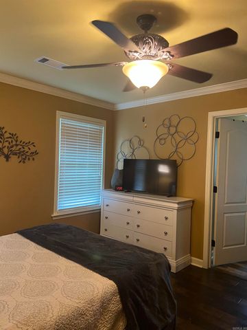 10915 Windridge Dr., Sherwood, AR 72120