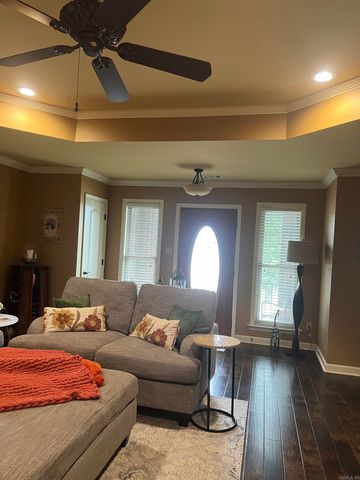 10915 Windridge Dr., Sherwood, AR 72120