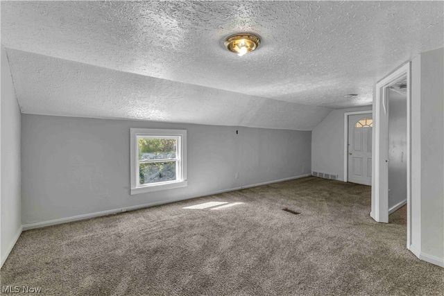 7606 Vineyard Avenue, Garfield Heights, OH 44105