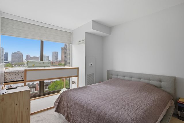 233 E 13th Street 909, Chicago, IL 60605