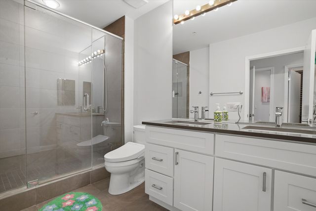 233 E 13th Street 909, Chicago, IL 60605