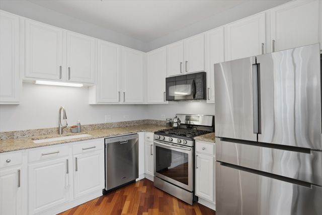233 E 13th Street 909, Chicago, IL 60605