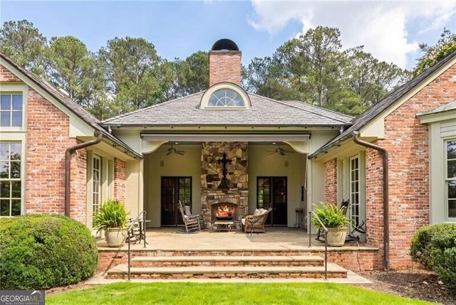 10180 Capps Ferry Road, Chattahoochee Hills, GA 30268