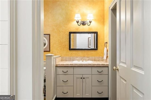 10180 Capps Ferry Road, Chattahoochee Hills, GA 30268