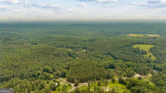 10180 Capps Ferry Road, Chattahoochee Hills, GA 30268
