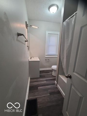 321 W 40th Street, Indianapolis, IN 46208