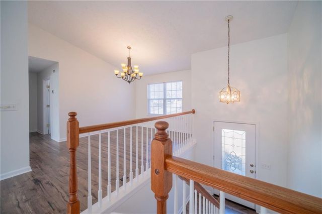 452 Crested View Drive, Loganville, GA 30052