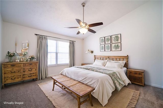 452 Crested View Drive, Loganville, GA 30052