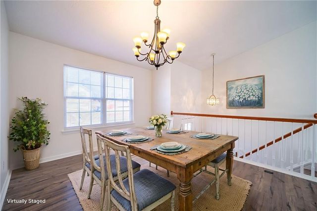 452 Crested View Drive, Loganville, GA 30052